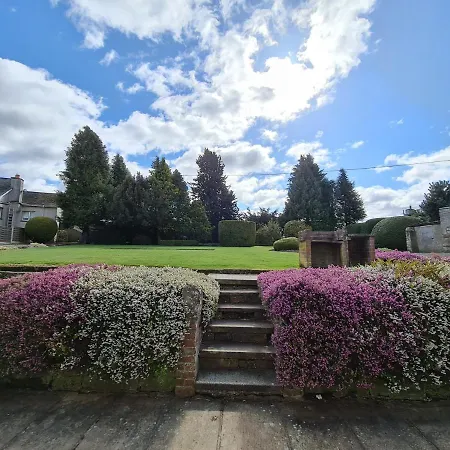 Coach House Apartman *